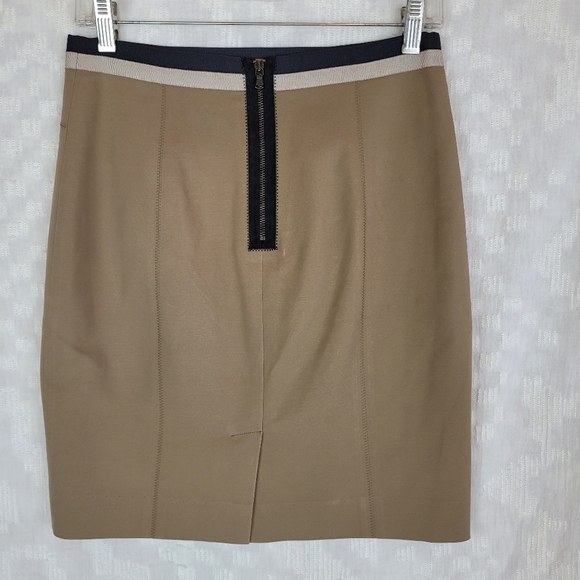 Club Monaco tan pencil skirt black ivory waistband slit office neutral work 6 - Picture 5 of 9